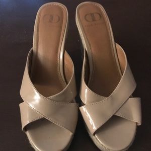 Beige open toe sandal